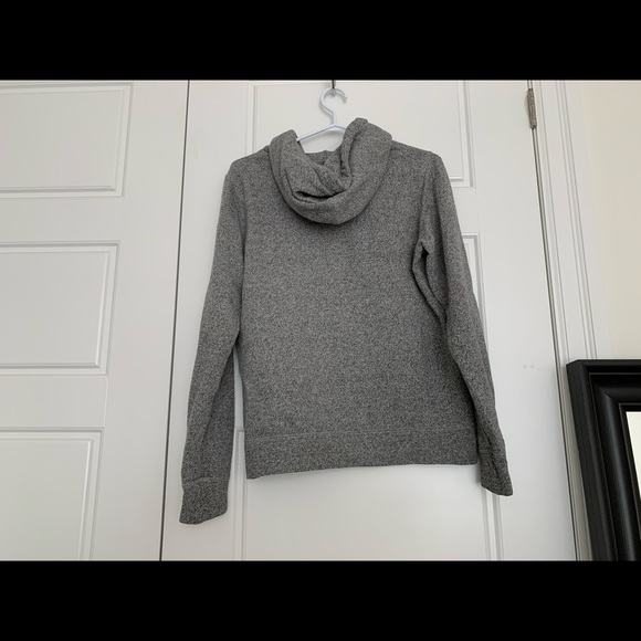 Roots hoodie - Picture 2 of 3